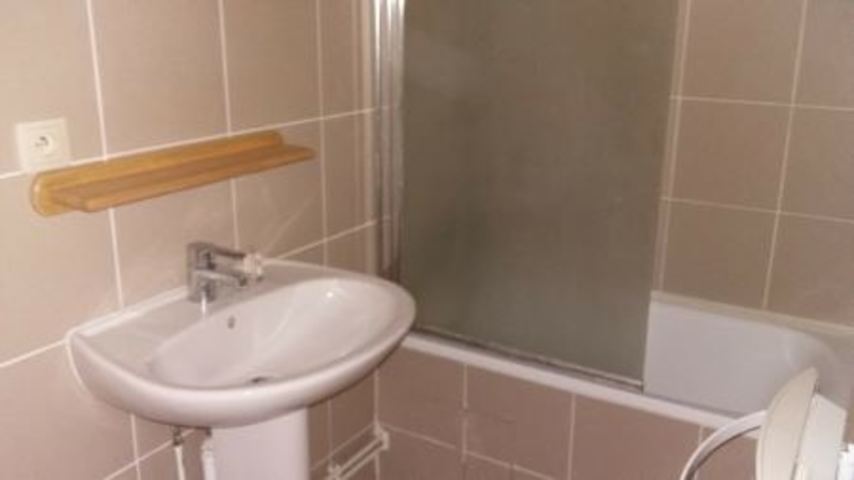 appartement à louer - 2 pièces - 30.9 m2 - MONTEREAU FAULT YONNE - 77 - ILE-DE-FRANCE - Century 21 Martinot Immobilier appartement à louer - 2 pièces - 30.9 m2 - MONTEREAU FAULT YONNE - 77 - ILE-DE-FRANCE - Century 21 Martinot Immobilier