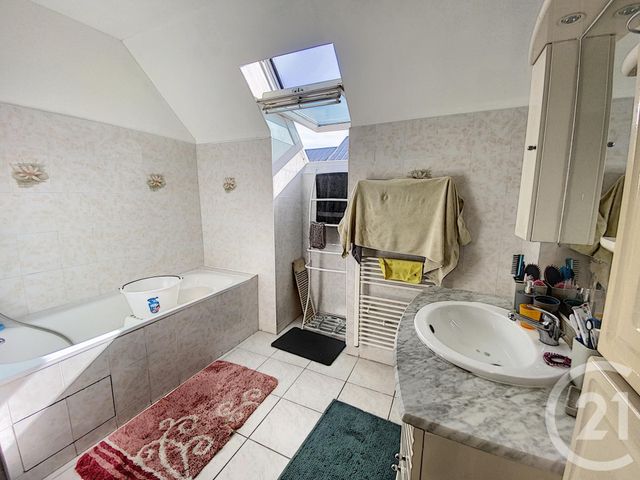 Afficher la photo en grand maison à vendre - 4 pièces - 84.35 m2 - MONTEREAU FAULT YONNE - 77 - ILE-DE-FRANCE - Century 21 Martinot Immobilier
