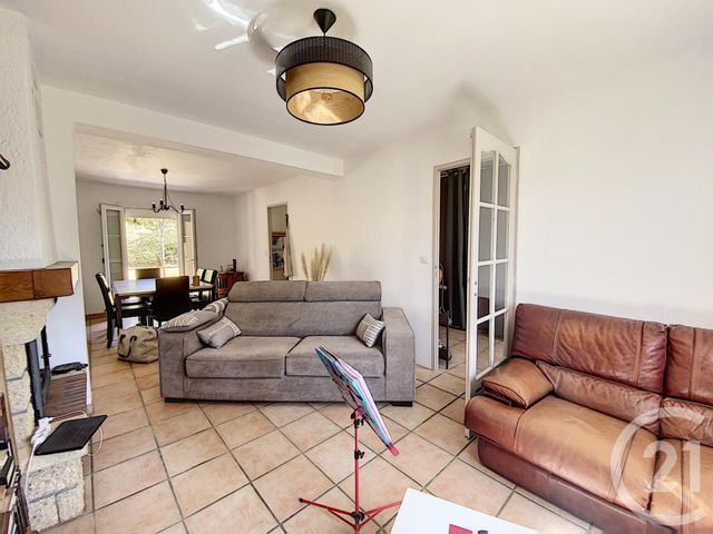 Afficher la photo en grand maison à vendre - 5 pièces - 114.96 m2 - ST GERMAIN LAVAL - 77 - ILE-DE-FRANCE - Century 21 Martinot Immobilier