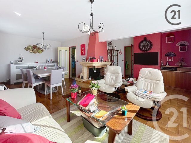 maison à vendre - 5 pièces - 135.58 m2 - ST GERMAIN LAVAL - 77 - ILE-DE-FRANCE - Century 21 Martinot Immobilier