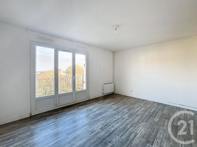  - MONTEREAU FAULT YONNE - 