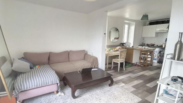 Appartement Duplex à louer - 3 pièces - 51.17 m2 - MONTEREAU FAULT YONNE - 77 - ILE-DE-FRANCE - Century 21 Martinot Immobilier