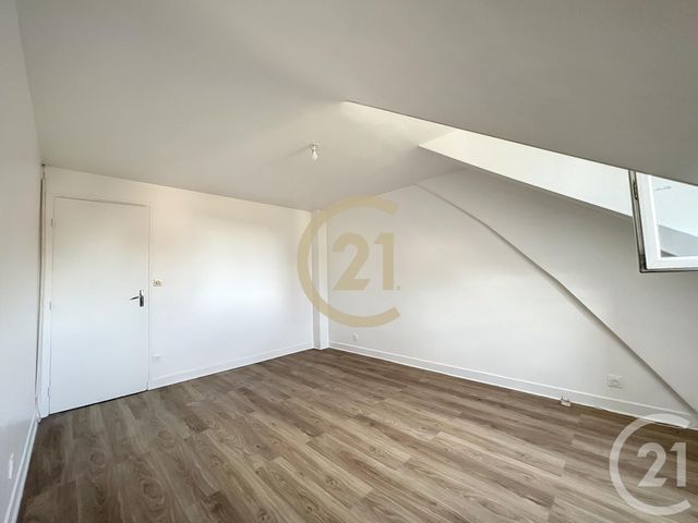 Appartement F2 à louer - 2 pièces - 39.94 m2 - MONTEREAU FAULT YONNE - 77 - ILE-DE-FRANCE - Century 21 Martinot Immobilier