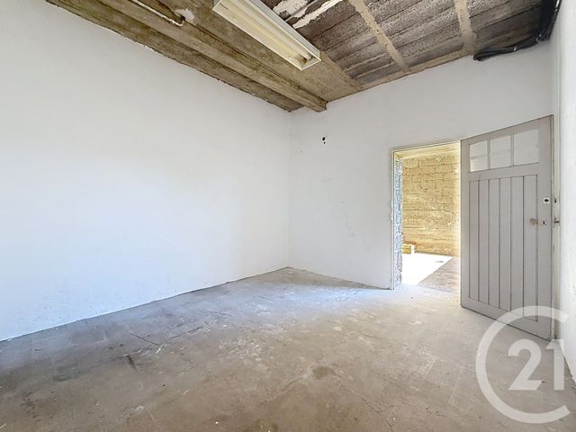 maison à vendre - 7 pièces - 160.96 m2 - MONTEREAU FAULT YONNE - 77 - ILE-DE-FRANCE - Century 21 Martinot Immobilier