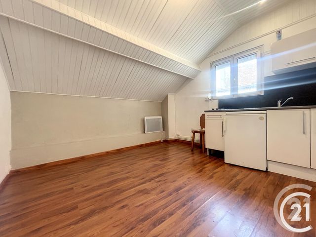 Appartement F1 à vendre - 1 pièce - 11.3 m2 - MONTEREAU FAULT YONNE - 77 - ILE-DE-FRANCE - Century 21 Martinot Immobilier