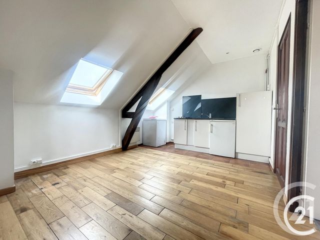 Appartement F2 à vendre - 2 pièces - 32.4 m2 - MONTEREAU FAULT YONNE - 77 - ILE-DE-FRANCE - Century 21 Martinot Immobilier
