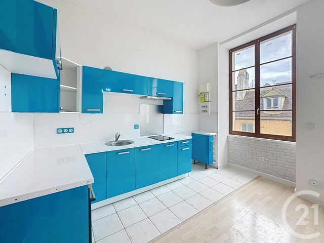 Appartement F2 à vendre - 2 pièces - 40.0 m2 - MONTEREAU FAULT YONNE - 77 - ILE-DE-FRANCE - Century 21 Martinot Immobilier