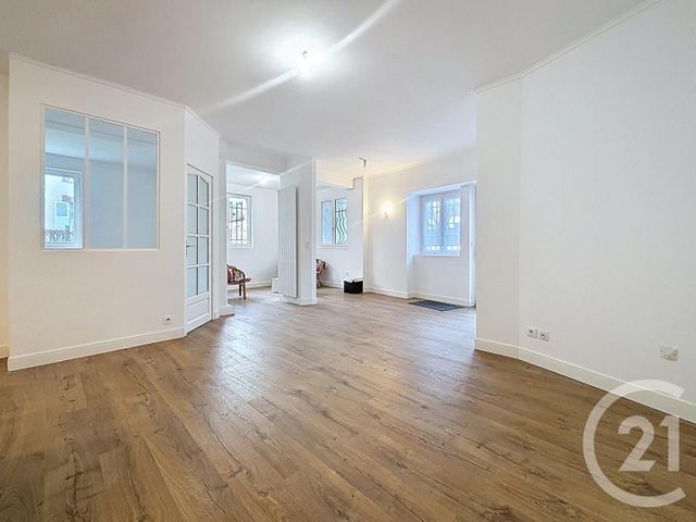 Appartement F3 à vendre - 3 pièces - 75.57 m2 - MONTEREAU FAULT YONNE - 77 - ILE-DE-FRANCE - Century 21 Martinot Immobilier