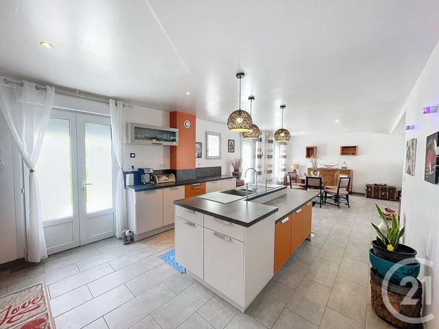 Afficher la photo en grand maison à vendre - 5 pièces - 148.11 m2 - LA GRANDE PAROISSE - 77 - ILE-DE-FRANCE - Century 21 Martinot Immobilier