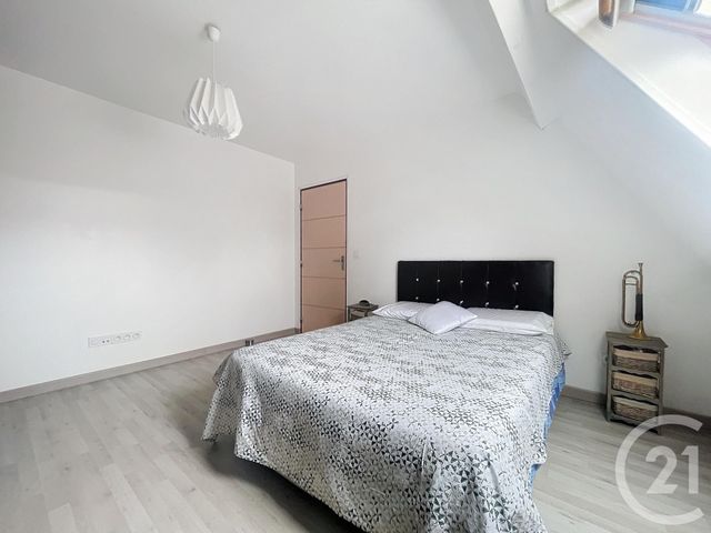 Afficher la photo en grand maison à vendre - 5 pièces - 148.11 m2 - LA GRANDE PAROISSE - 77 - ILE-DE-FRANCE - Century 21 Martinot Immobilier