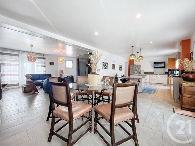 Afficher la photo en grand maison à vendre - 5 pièces - 148.11 m2 - LA GRANDE PAROISSE - 77 - ILE-DE-FRANCE - Century 21 Martinot Immobilier