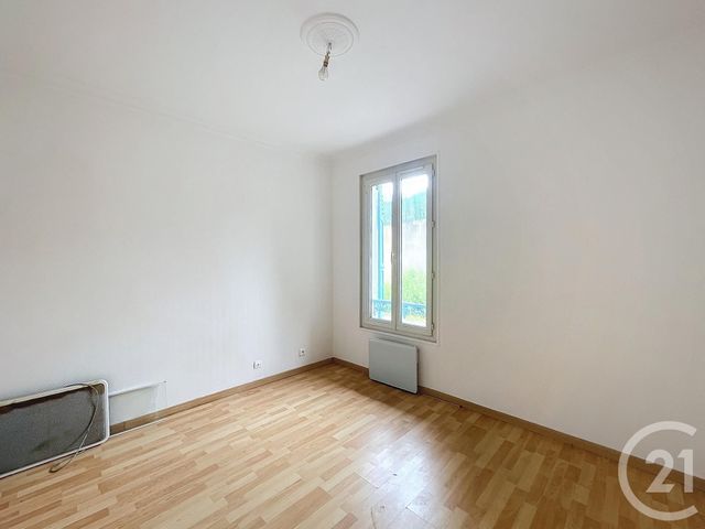 Afficher la photo en grand Appartement F3 à vendre - 3 pièces - 60.11 m2 - MONTEREAU FAULT YONNE - 77 - ILE-DE-FRANCE - Century 21 Martinot Immobilier