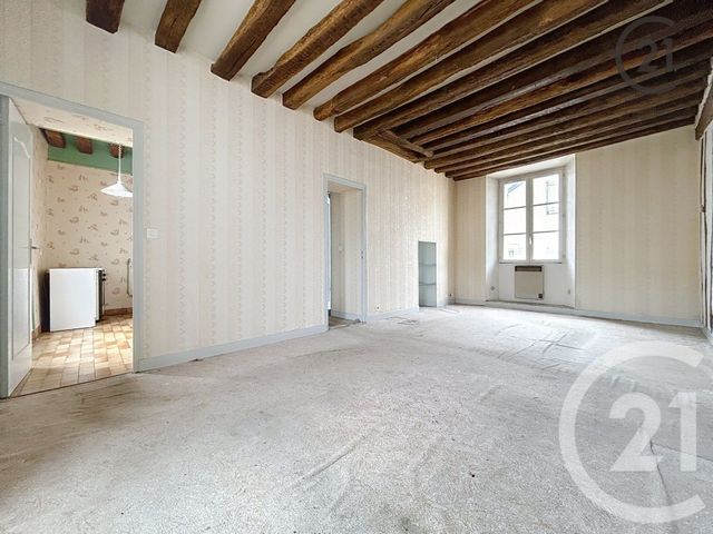 Appartement F2 à vendre - 2 pièces - 45.25 m2 - MONTEREAU FAULT YONNE - 77 - ILE-DE-FRANCE - Century 21 Martinot Immobilier