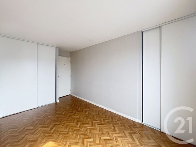 Appartement F3 à vendre - 3 pièces - 58.0 m2 - MONTEREAU FAULT YONNE - 77 - ILE-DE-FRANCE - Century 21 Martinot Immobilier