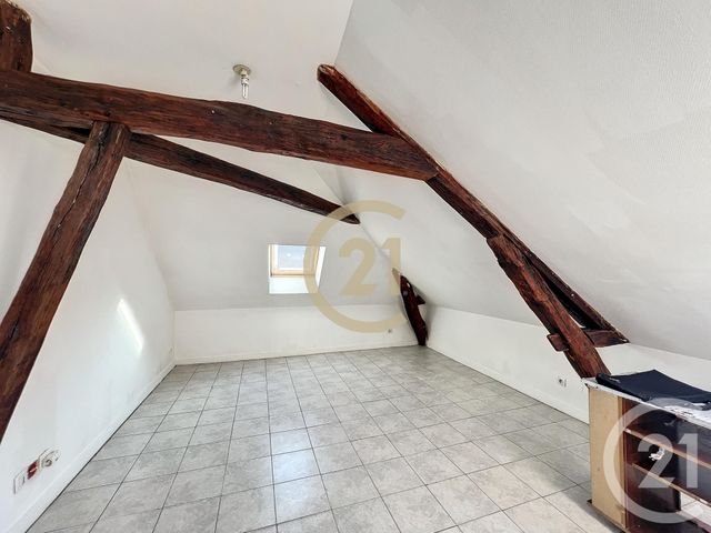 Appartement F1 à vendre - 1 pièce - 15.6 m2 - MONTEREAU FAULT YONNE - 77 - ILE-DE-FRANCE - Century 21 Martinot Immobilier