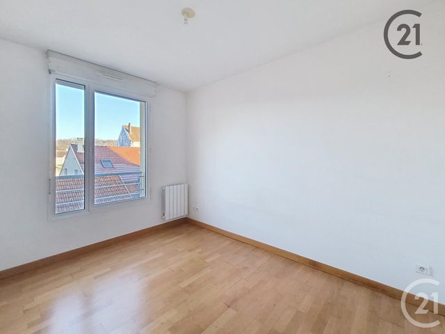 Appartement F2 à louer - 2 pièces - 44.3 m2 - MONTEREAU FAULT YONNE - 77 - ILE-DE-FRANCE - Century 21 Martinot Immobilier