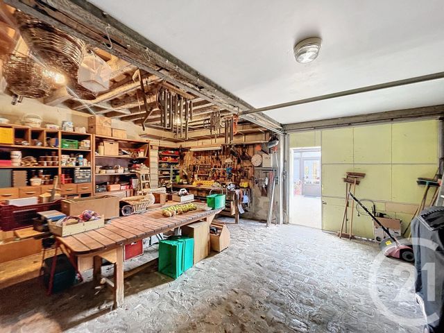 maison à vendre - 7 pièces - 177.21 m2 - VILLENEUVE LA GUYARD - 89 - BOURGOGNE - Century 21 Martinot Immobilier