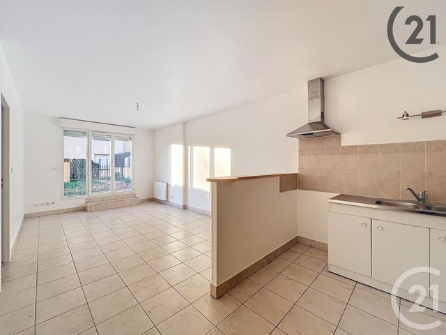 Appartement F2 à vendre - 2 pièces - 43.0 m2 - MONTEREAU FAULT YONNE - 77 - ILE-DE-FRANCE - Century 21 Martinot Immobilier