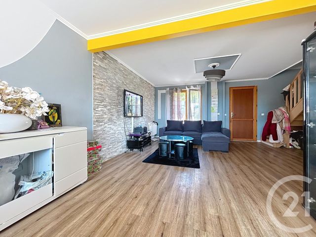 maison à vendre - 5 pièces - 108.7 m2 - LA GRANDE PAROISSE - 77 - ILE-DE-FRANCE - Century 21 Martinot Immobilier