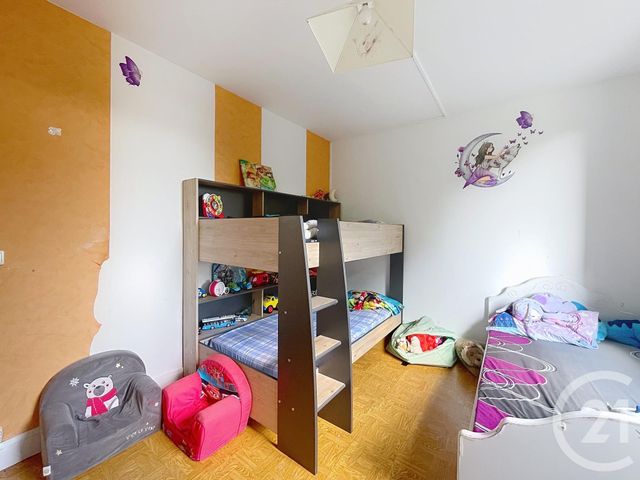 Appartement F3 à vendre - 3 pièces - 60.71 m2 - MONTEREAU FAULT YONNE - 77 - ILE-DE-FRANCE - Century 21 Martinot Immobilier