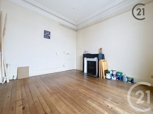 Appartement F3 à vendre - 3 pièces - 74.0 m2 - MONTEREAU FAULT YONNE - 77 - ILE-DE-FRANCE - Century 21 Martinot Immobilier