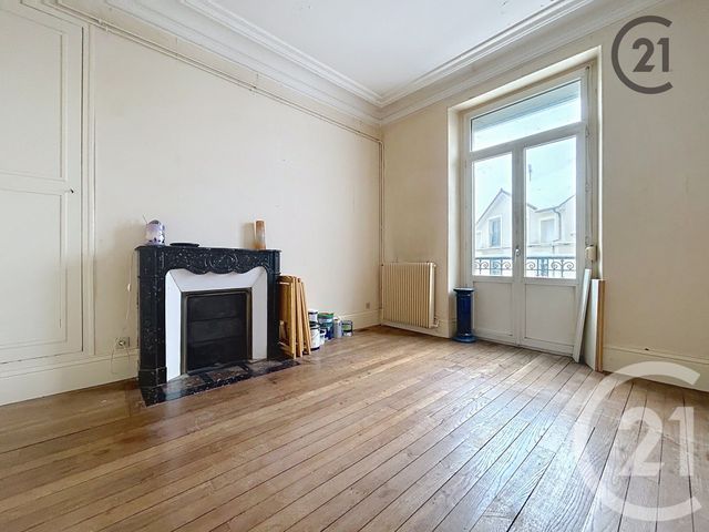 Appartement F3 à vendre - 3 pièces - 74.0 m2 - MONTEREAU FAULT YONNE - 77 - ILE-DE-FRANCE - Century 21 Martinot Immobilier