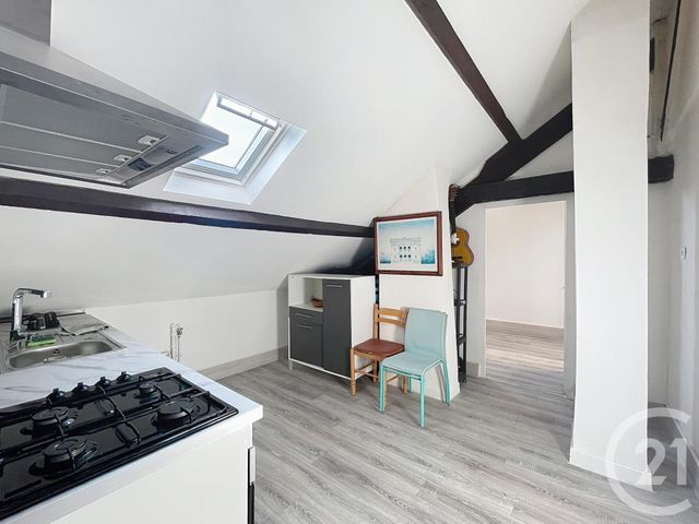 Appartement F1 à vendre - 1 pièce - 19.0 m2 - MONTEREAU FAULT YONNE - 77 - ILE-DE-FRANCE - Century 21 Martinot Immobilier