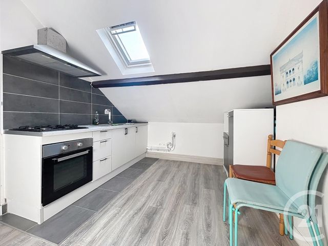 Appartement F1 à vendre - 1 pièce - 19.0 m2 - MONTEREAU FAULT YONNE - 77 - ILE-DE-FRANCE - Century 21 Martinot Immobilier