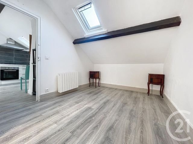 Appartement F1 à vendre - 1 pièce - 19.0 m2 - MONTEREAU FAULT YONNE - 77 - ILE-DE-FRANCE - Century 21 Martinot Immobilier