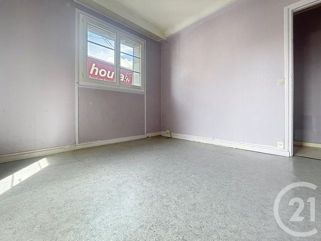 Appartement F3 à vendre - 3 pièces - 65.18 m2 - MONTEREAU FAULT YONNE - 77 - ILE-DE-FRANCE - Century 21 Martinot Immobilier