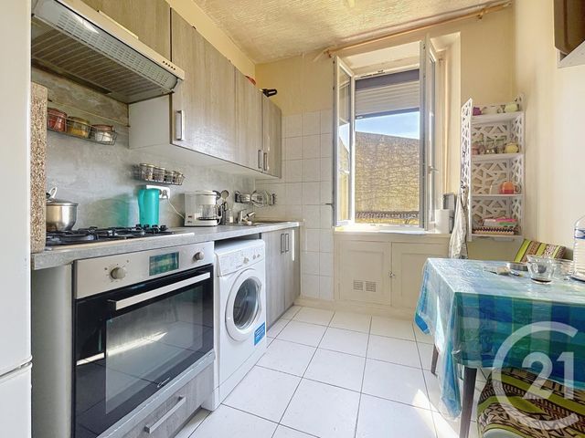 immeuble à vendre - 69.0 m2 - MONTEREAU FAULT YONNE - 77 - ILE-DE-FRANCE - Century 21 Martinot Immobilier