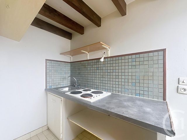 Appartement F1 à vendre - 1 pièce - 27.53 m2 - MONTEREAU FAULT YONNE - 77 - ILE-DE-FRANCE - Century 21 Martinot Immobilier