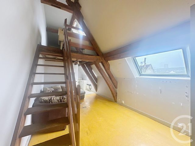 Appartement F1 à vendre - 1 pièce - 27.53 m2 - MONTEREAU FAULT YONNE - 77 - ILE-DE-FRANCE - Century 21 Martinot Immobilier