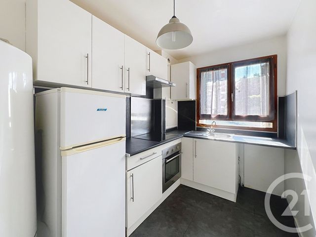 Appartement F3 à vendre - 3 pièces - 56.0 m2 - MONTEREAU FAULT YONNE - 77 - ILE-DE-FRANCE - Century 21 Martinot Immobilier