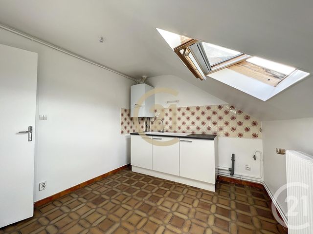 Appartement F2 à louer - 2 pièces - 39.94 m2 - MONTEREAU FAULT YONNE - 77 - ILE-DE-FRANCE - Century 21 Martinot Immobilier
