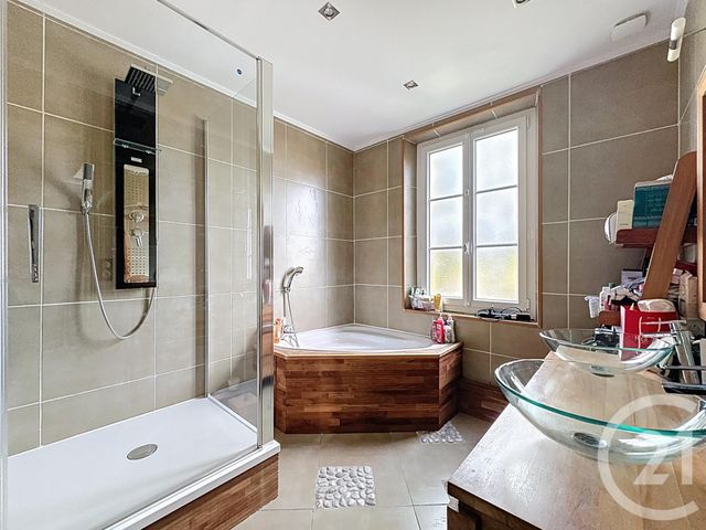 Afficher la photo en grand maison à vendre - 7 pièces - 186.0 m2 - COURLON SUR YONNE - 89 - BOURGOGNE - Century 21 Martinot Immobilier