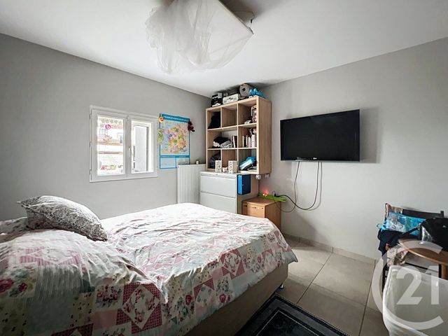 Afficher la photo en grand maison à vendre - 5 pièces - 115.0 m2 - MONTEREAU FAULT YONNE - 77 - ILE-DE-FRANCE - Century 21 Martinot Immobilier