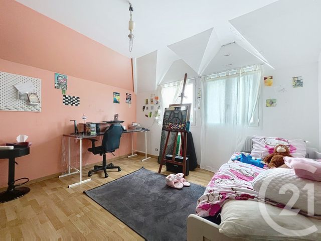 Afficher la photo en grand maison à vendre - 5 pièces - 115.0 m2 - MONTEREAU FAULT YONNE - 77 - ILE-DE-FRANCE - Century 21 Martinot Immobilier