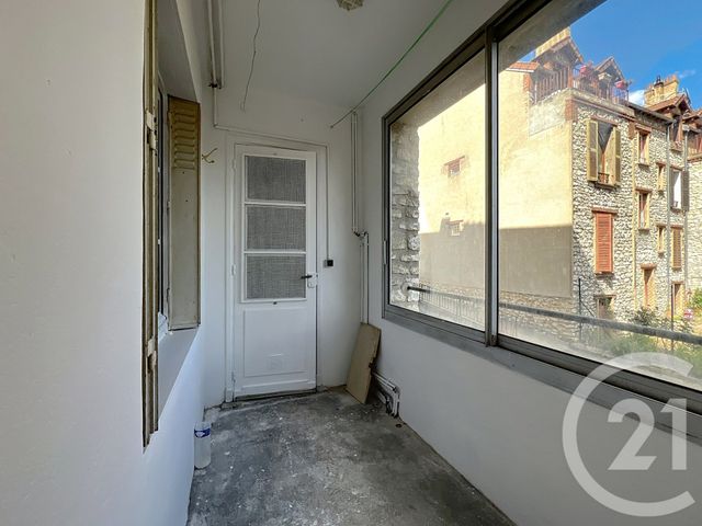 Afficher la photo en grand Appartement F3 à vendre - 3 pièces - 67.3 m2 - MONTEREAU FAULT YONNE - 77 - ILE-DE-FRANCE - Century 21 Martinot Immobilier