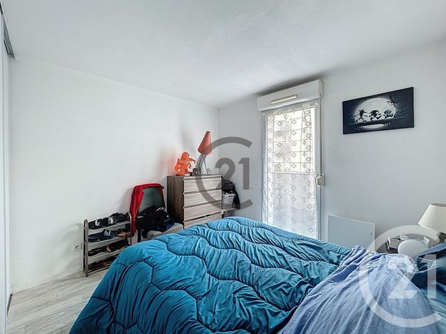 Appartement F3 à vendre - 3 pièces - 64.0 m2 - MONTEREAU FAULT YONNE - 77 - ILE-DE-FRANCE - Century 21 Martinot Immobilier