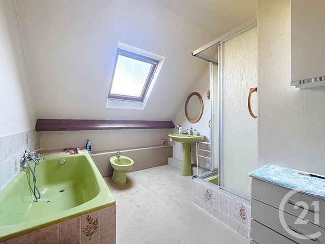 Afficher la photo en grand maison à vendre - 7 pièces - 150.0 m2 - ST GERMAIN LAVAL - 77 - ILE-DE-FRANCE - Century 21 Martinot Immobilier