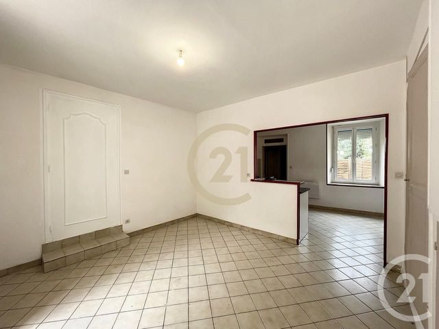 Appartement T3 à louer - 3 pièces - 62.6 m2 - SALINS - 77 - ILE-DE-FRANCE - Century 21 Martinot Immobilier