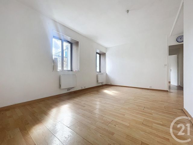 Appartement F2 bis à vendre - 3 pièces - 54.27 m2 - MONTEREAU FAULT YONNE - 77 - ILE-DE-FRANCE - Century 21 Martinot Immobilier