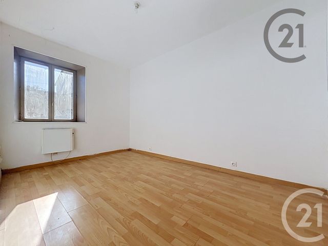 Appartement F2 bis à vendre - 3 pièces - 54.27 m2 - MONTEREAU FAULT YONNE - 77 - ILE-DE-FRANCE - Century 21 Martinot Immobilier
