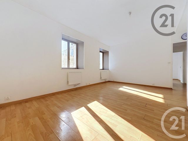 Appartement F2 Bis à vendre MONTEREAU FAULT YONNE