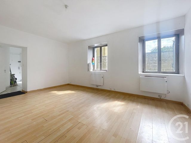 Appartement F2 bis à vendre - 3 pièces - 54.27 m2 - MONTEREAU FAULT YONNE - 77 - ILE-DE-FRANCE - Century 21 Martinot Immobilier