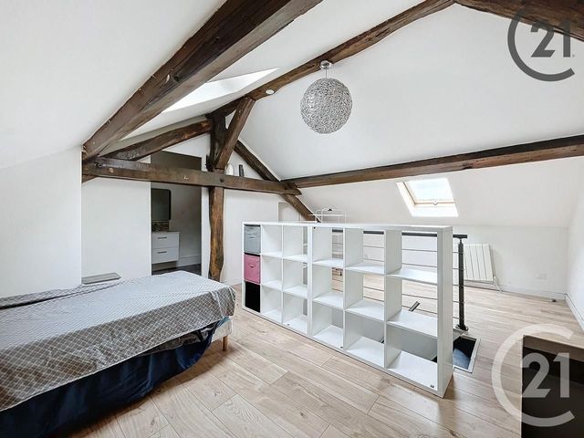 Appartement F3 à louer - 3 pièces - 56.6 m2 - MONTEREAU FAULT YONNE - 77 - ILE-DE-FRANCE - Century 21 Martinot Immobilier