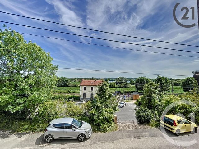 Appartement à louer - 2 pièces - 32.0 m2 - LA GRANDE PAROISSE - 77 - ILE-DE-FRANCE - Century 21 Martinot Immobilier