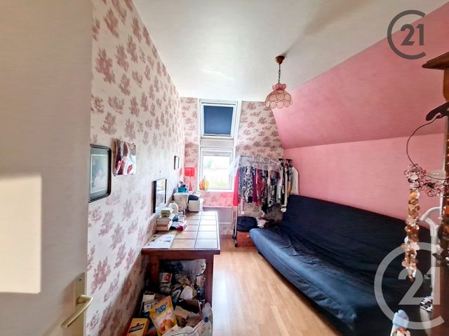 Appartement F3 à vendre - 3 pièces - 65.5 m2 - MONTEREAU FAULT YONNE - 77 - ILE-DE-FRANCE - Century 21 Martinot Immobilier