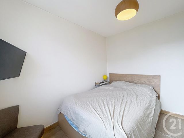 Appartement F2 à vendre - 2 pièces - 34.84 m2 - MONTEREAU FAULT YONNE - 77 - ILE-DE-FRANCE - Century 21 Martinot Immobilier